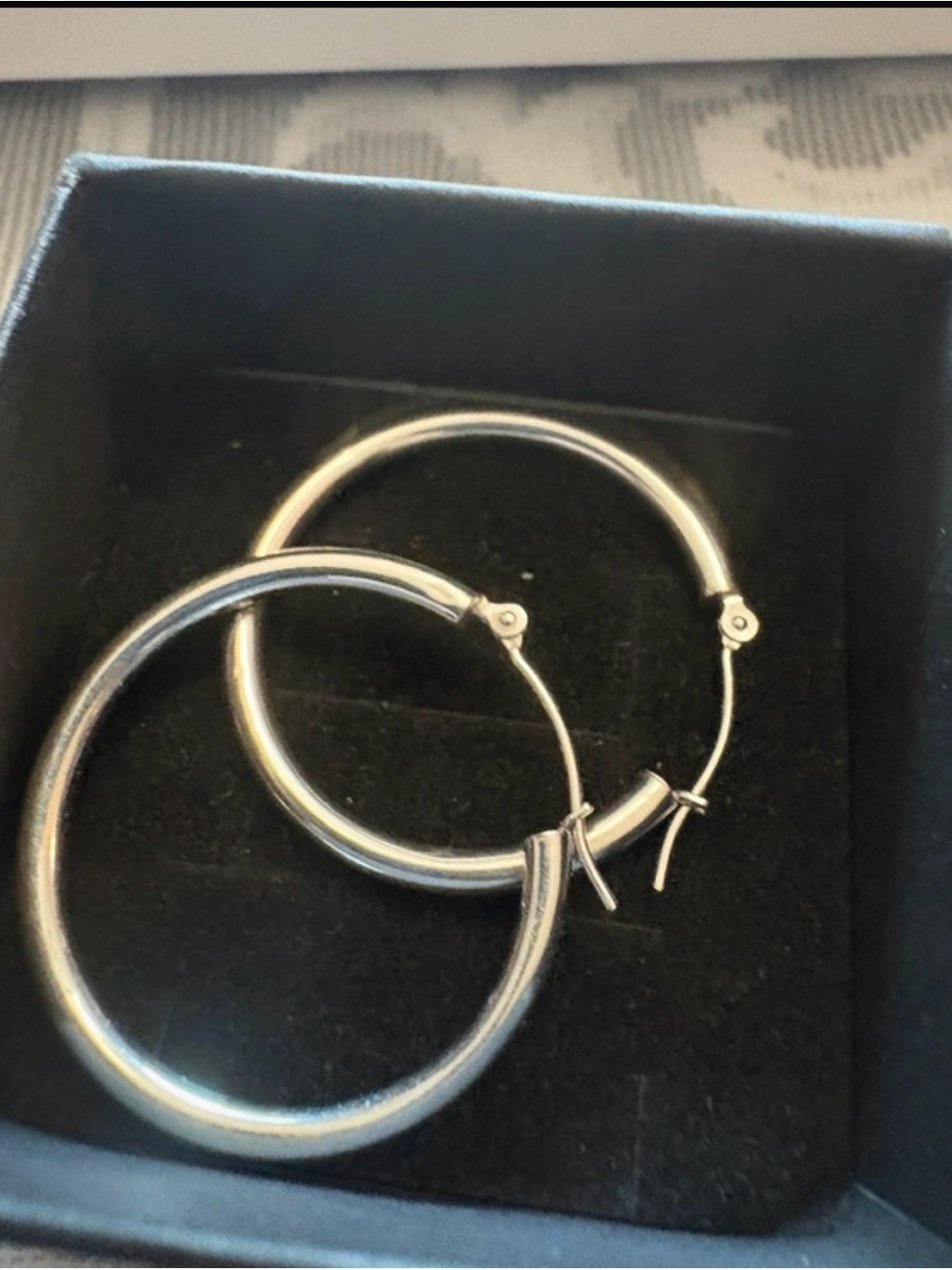 Classic white gold Hoop Earrings - Women Jewelry